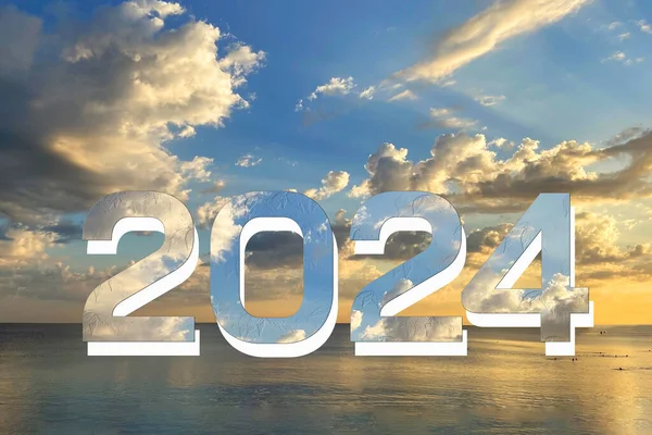2024 Новий Рік Зображенні Спокійним Океаном Під Вражаючим Небом Заходу — стокове фото