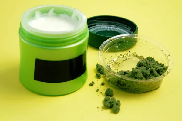 Cannabis Cosmetische Hennep Crème Dosis Met Cannabis Blad Symbool Blanco Stockfoto
