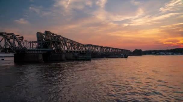 Timelapse Vlaku Projíždějícího Přes Železniční Most Ústí Řeky Connecticut Během — Stock video
