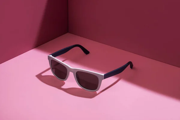 Sonnenbrille Hintergrund Für Sonnenbrillenverkauf Banner Und Kopierplatz Für Text — Stockfoto