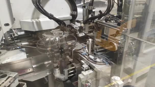 Draadsnijmachine Geautomatiseerde Automobielproductie Robotproces — Stockvideo