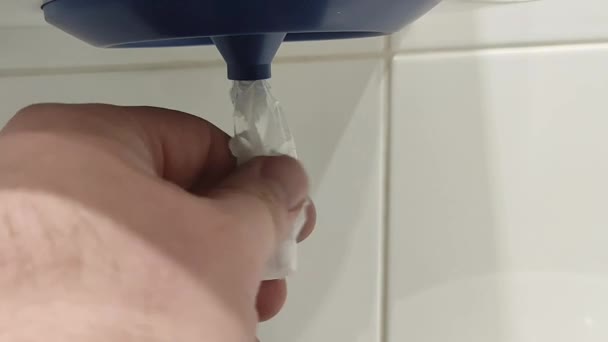 Papier Hygiénique Resserre Les Toilettes Sont Industrielles Toilettes Publiques Hygiène — Video