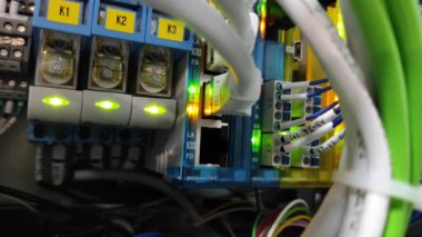 Madencilik çiftliği. İnternet sunucusu. Kripto para madenciliği. Kripto para birimi