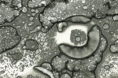 Alkol mürekkebi ve suluboya içeren soyut sanat eserleri. Modern sanat. İç resim