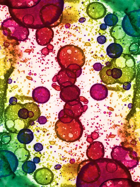 Modern soyut sanat. Suluboya ve alkol mürekkeplerinden oluşan bir gökkuşağı. Çalışma parçasının arkaplan ve dokusu