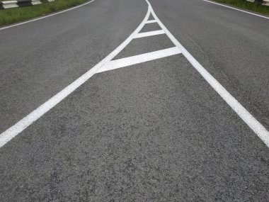 Yol işaretleri. Gri ve siyah üzerine beyaz. Soyut çizim sanatı