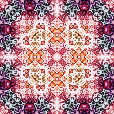 Kare, pürüzsüz desen. Doku simetrik olarak örülmüş.