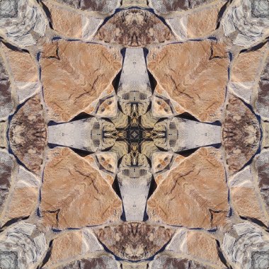 Doğal taşın kusursuz mozaiği. Doğal taşın dokusu. Mozaik kaleydoskop gri ve sarı