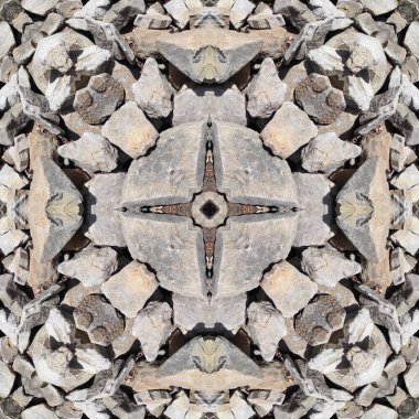 Doğal taşın kusursuz mozaiği. Doğal taşın dokusu. Mozaik kaleydoskop gri ve sarı