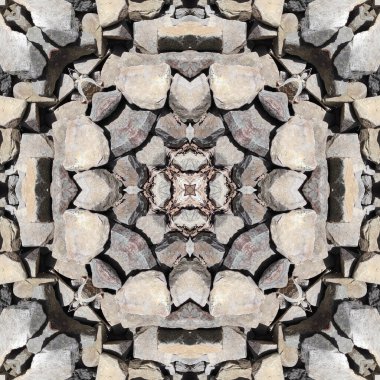 Doğal taşın kusursuz mozaiği. Doğal taşın dokusu. Mozaik kaleydoskop gri ve sarı