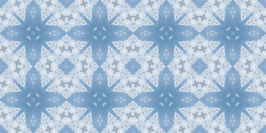 Bulutların ve gökyüzünün kusursuz deseni. Mavi gökyüzü ve beyaz bulutların dokusu. Mozaik kaleydoskop