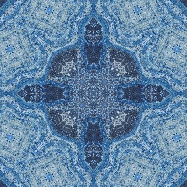 Bulutların ve gökyüzünün kusursuz deseni. Mavi gökyüzü ve beyaz bulutların dokusu. Mozaik kaleydoskop