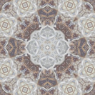 Gri mineralin kusursuz deseni. Gri doğal kaya ve taş dokusu. Mozaik kaleydoskop