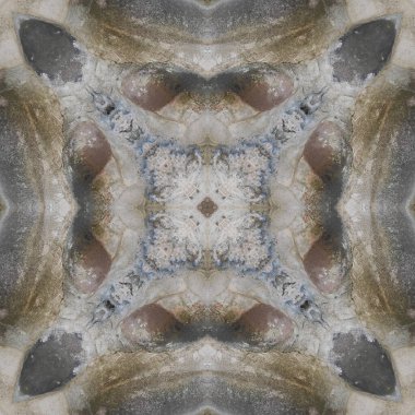 Gri mineralin kusursuz deseni. Gri doğal kaya ve taş dokusu. Mozaik kaleydoskop