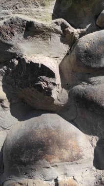 Taş dokusu. Dikey 16x9. Doğal taşın fotoğrafı. Doğal taş.