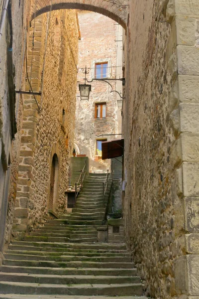 Borgo Medievale Anghiari Мбаппе Италия — стоковое фото
