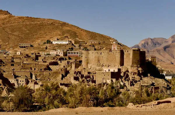 Villaggio berbero fortificato nella regione predesertica di Sousse Massa, Fas