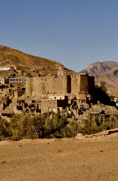 Villaggio berbero fortificato nella regione predesertica di Sousse Massa, Fas