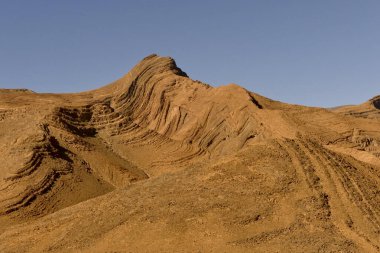 Il Marocco, formazioni rocciose della valle di Tata. Taşralı di Souss Sahip. foto bianco e nero