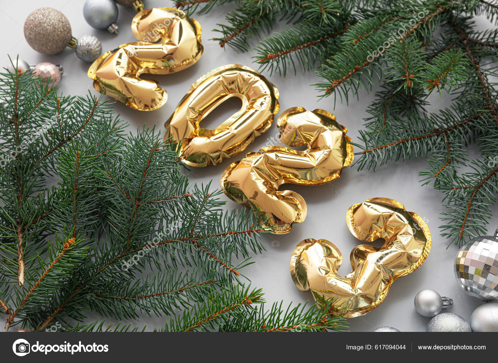 Figure 2023 Faite Ballons Branches Sapin Boules Noël Sur Fond image