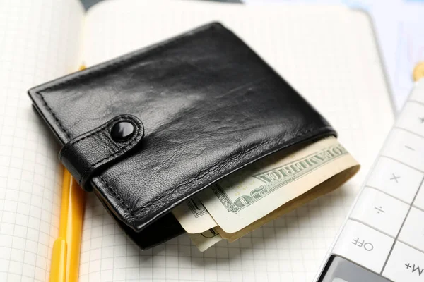 Carteira Com Dinheiro Caneta Caderno Close Conceito Orçamental — Fotografia de Stock