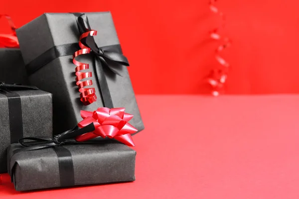 Gift Boxes Red Background Black Friday Sale — Stock Photo, Image