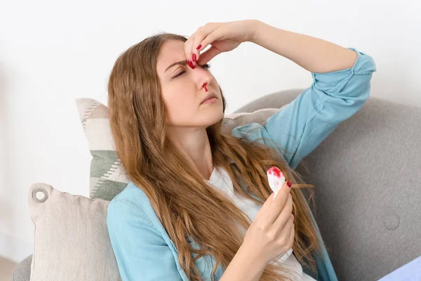 Young Woman Nosebleed Tissue Home — Stock Photo, Image