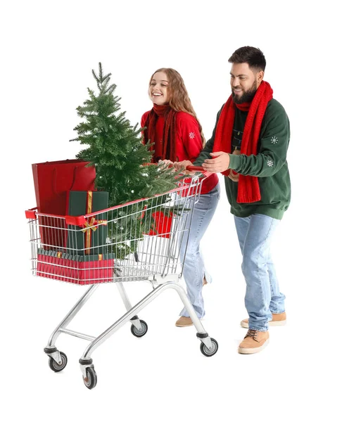 Ευτυχισμένο Νεαρό Ζευγάρι Χριστουγεννιάτικο Δέντρο Και Δώρα Στο Καλάθι Αγορών — Φωτογραφία Αρχείου