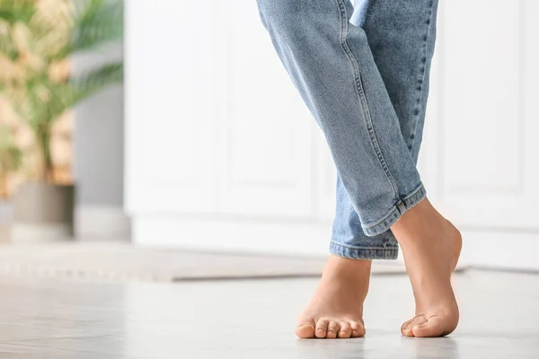 Barefoot Woman Jeans Floor Closeup — Stock Photo, Image