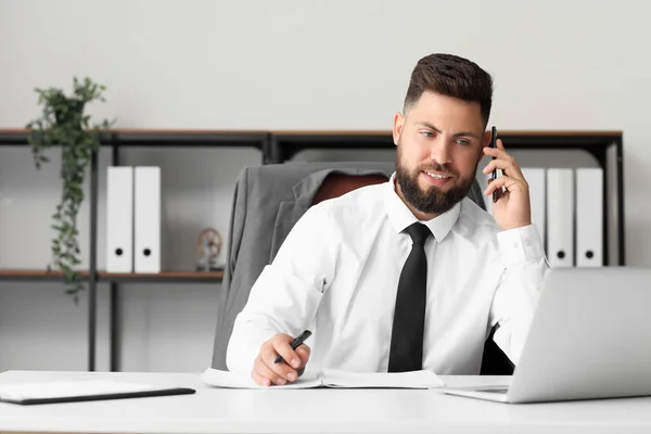 Handsome Bank Manager Talking Mobile Phone Table Office — Stock Photo, Image