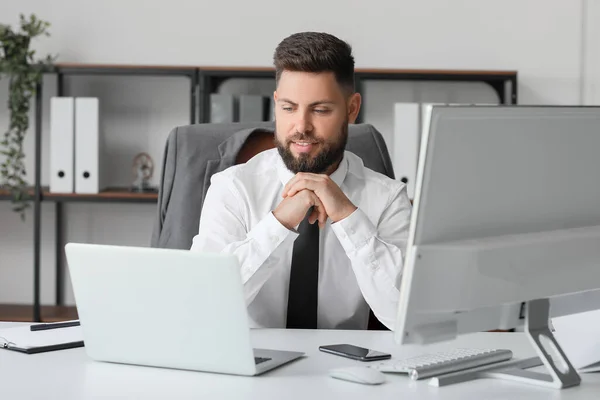 Handsome Bank Manager Working Table Office — Stock Photo, Image