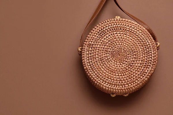 Stylish Wicker Handbag Brown Background — Stock Photo, Image