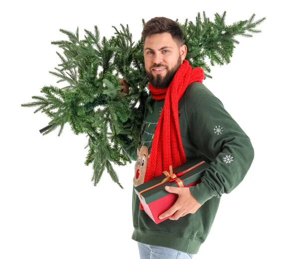 Schöner Mann Mit Weihnachtsbaum Und Geschenk Auf Weißem Hintergrund — Stockfoto