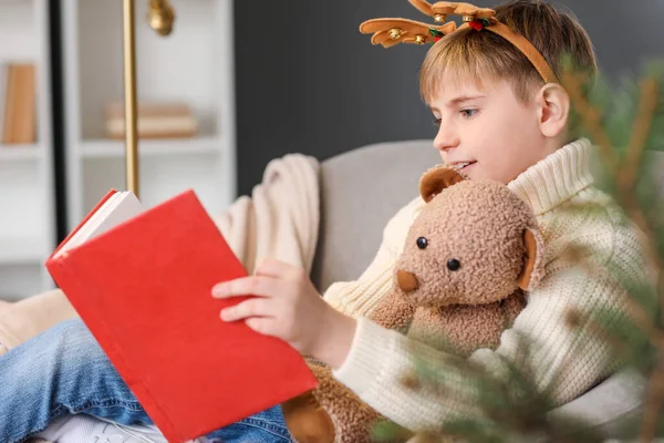 Little Boy Toy Reading Story Home Christmas Eve — Stock Photo, Image