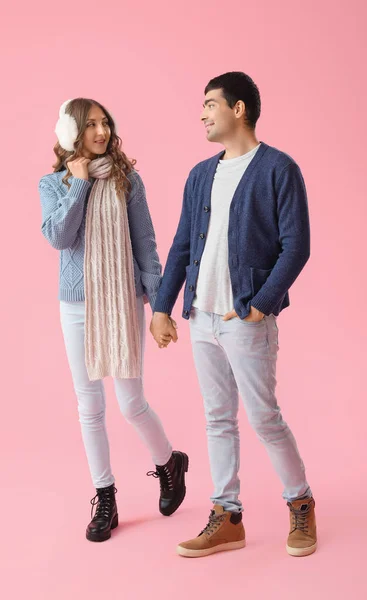 Young Couple Love Holding Hands Pink Background — Stock Photo, Image