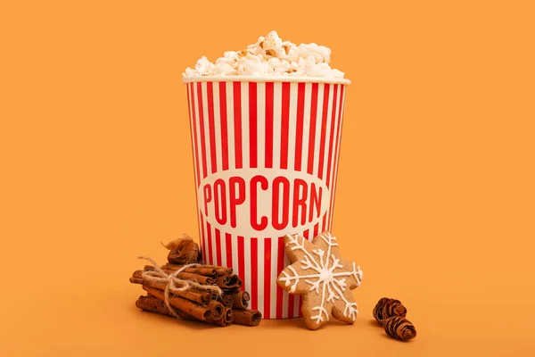 Bucket Popcorn Christmas Cookie Cinnamon Orange Background — Stock Photo, Image