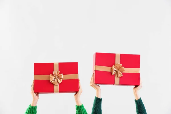 Women Beautiful Christmas Gift Boxes Grey Background — Stock Photo, Image