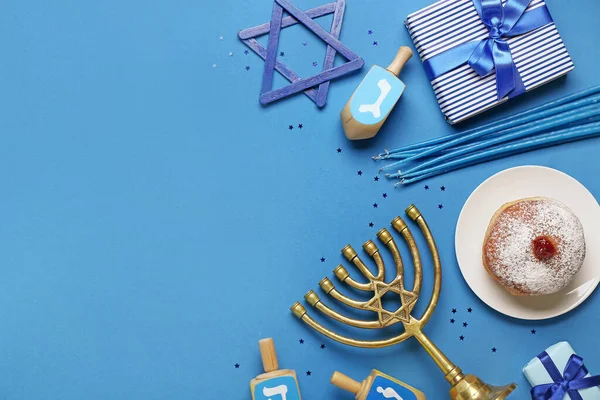 Plate Tasty Doughnut Menorah Dreidels Gifts Hanukkah Celebration Blue Background — Stock Photo, Image