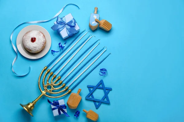 Placa Con Donut Menorah Dreidels Regalos Para Celebración Hanukkah Sobre — Foto de Stock