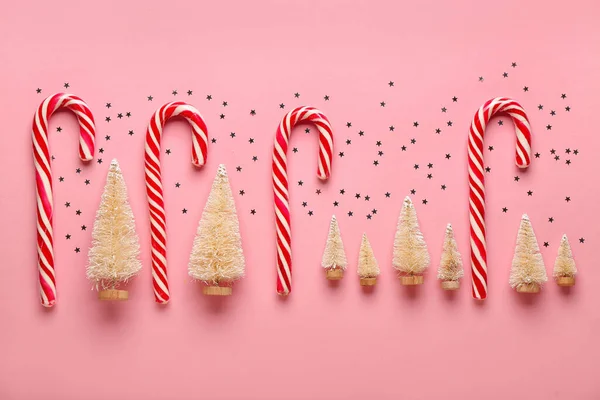 Candy Canes Christmas Trees Stars Pink Background — Stock Photo, Image