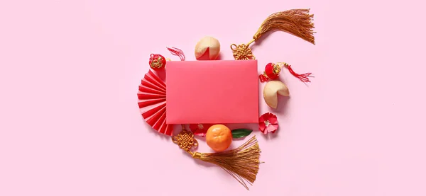 Üres Üdvözlőkártya Kínai Szimbólumokkal Rózsaszín Alapon Újévi Ünneplés — Stock Fotó