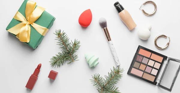 Christmas Composition Gift Decorative Cosmetics Light Background — Stock Photo, Image