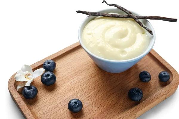 Board Bowl Pudding Vanilla Sticks Blueberries Light Background — Stock Photo, Image