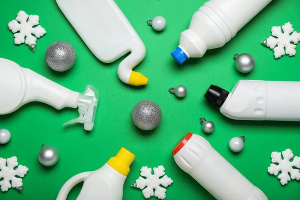 Bottles Detergent Christmas Balls Snowflakes Green Background — Stock Photo, Image