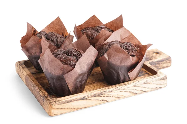 Beyaz Arka Planda Izole Edilmiş Çikolatalı Kekleri Olan Ahşap Tahta — Stok fotoğraf