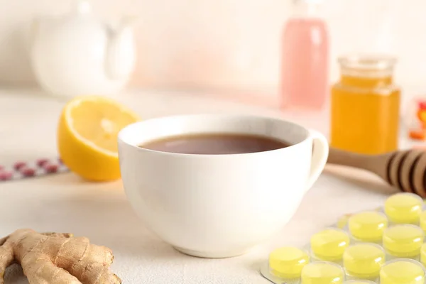 Cup Tea Pills Sore Throat Ginger White Table Closeup — Stock Photo, Image