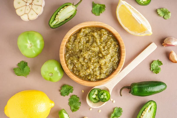 Composition Bowl Tasty Green Salsa Sauce Ingredients Color Background — Stock Photo, Image