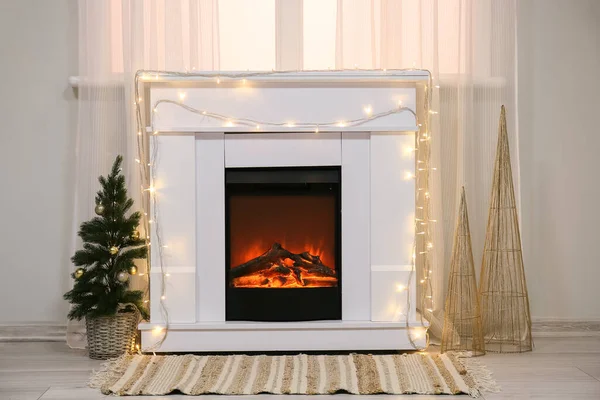 Fireplace Glowing Lights Christmas Tree Window Room — Stock Photo, Image