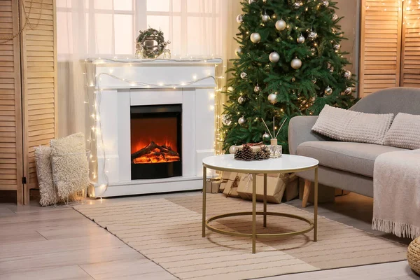 Interior Living Room Fireplace Glowing Lights Christmas Tree — Stock Photo, Image