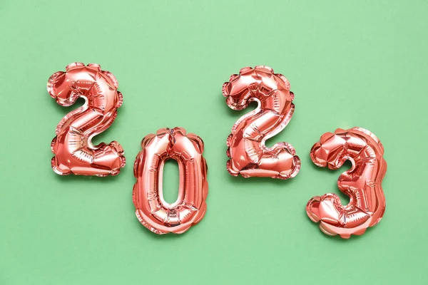 Figure 2023 Made Foil Balloons Green Background — Stock Photo, Image